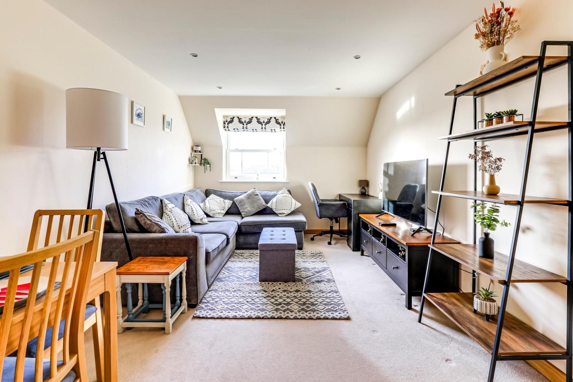 Апартаменты Entire 2 Bed Flat Contractors Families And Relocators Вэр Экстерьер фото